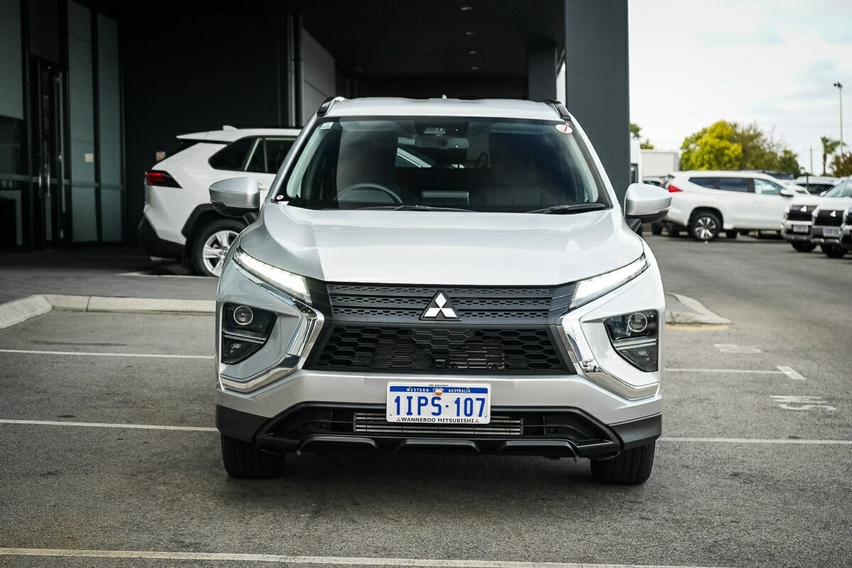 Mitsubishi Eclipse Cross image 2