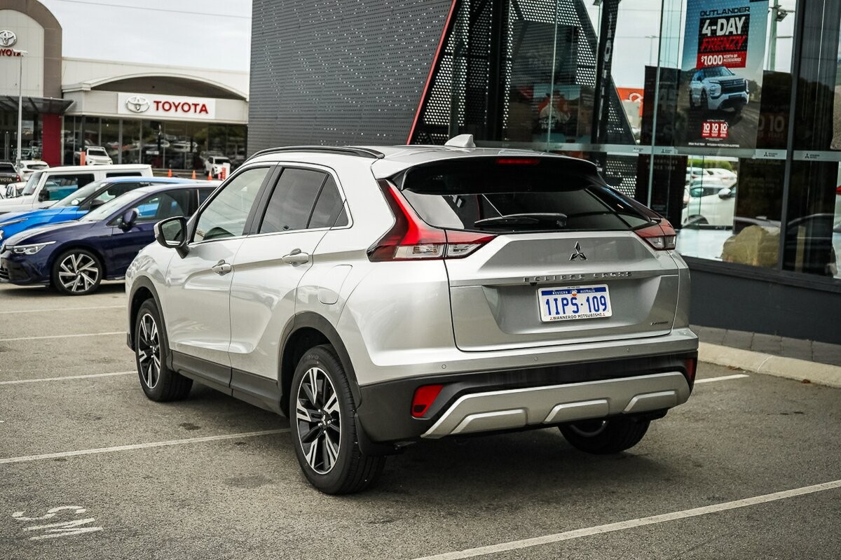 Mitsubishi Eclipse Cross image 3
