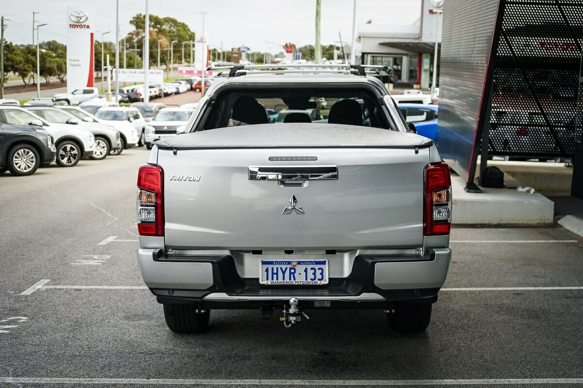 Mitsubishi Triton image 4