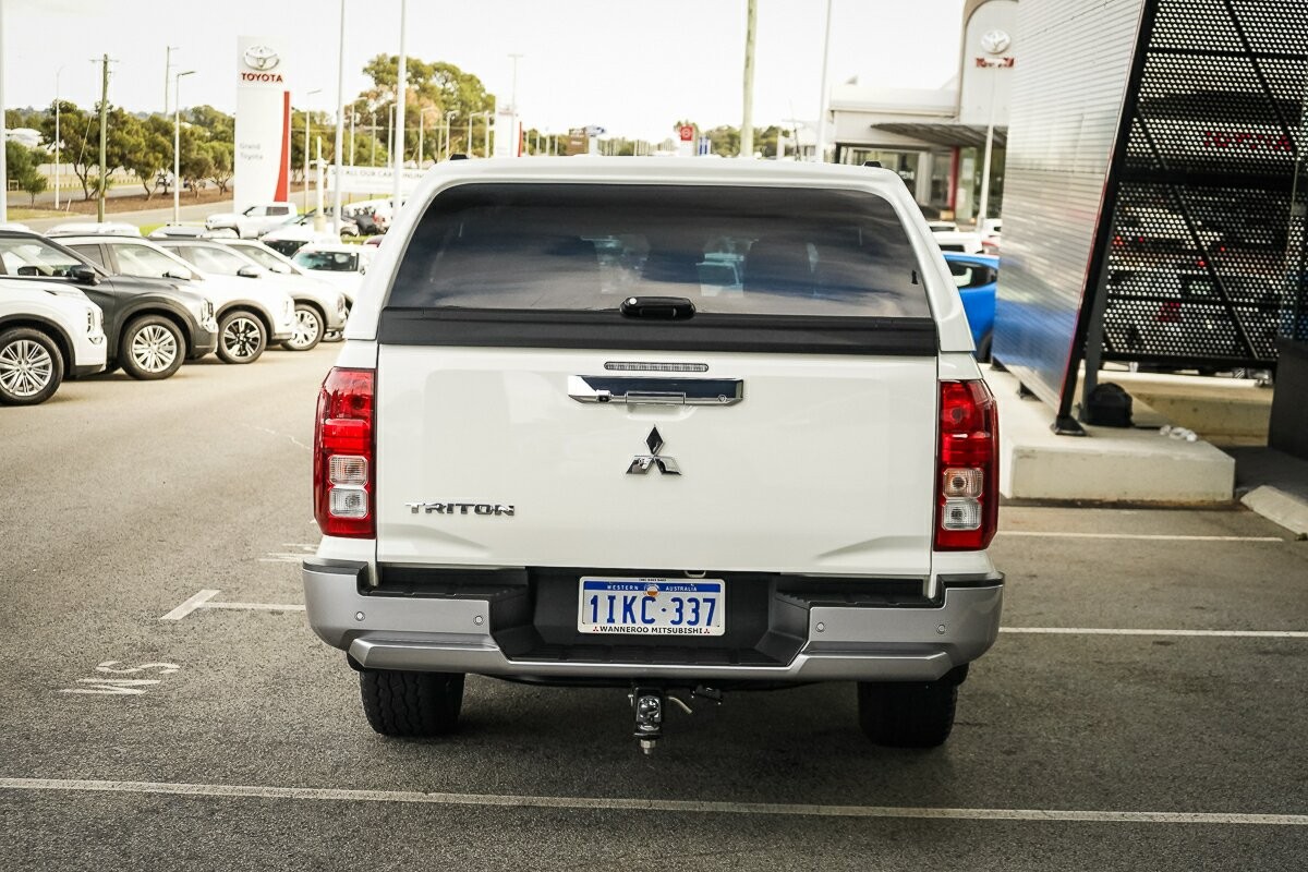 Mitsubishi Triton image 4