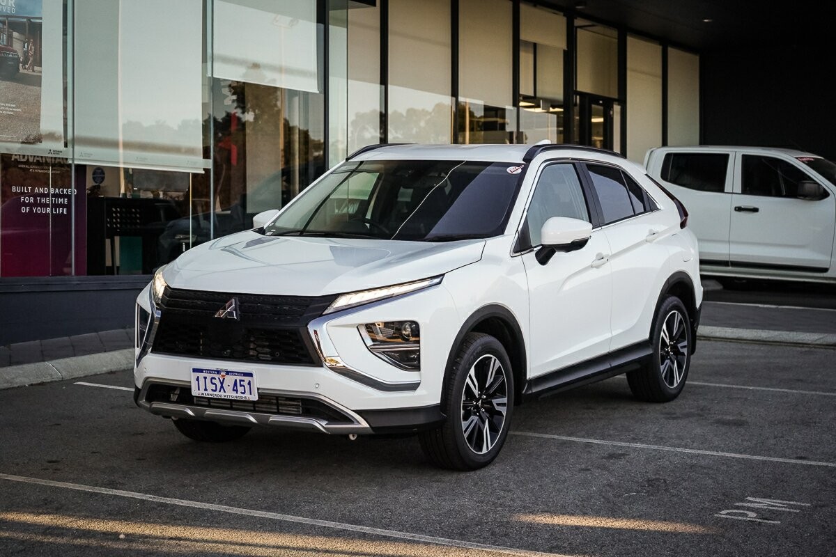 Mitsubishi Eclipse Cross image 1