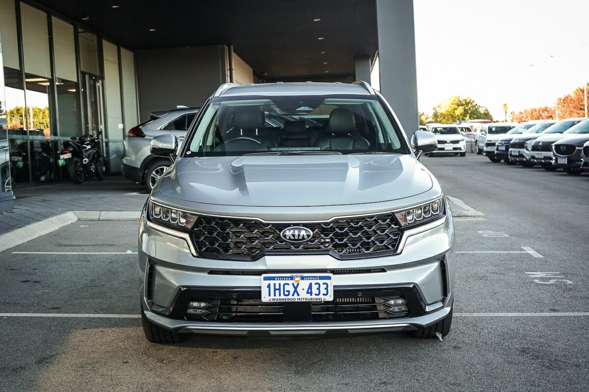 Kia Sorento image 2