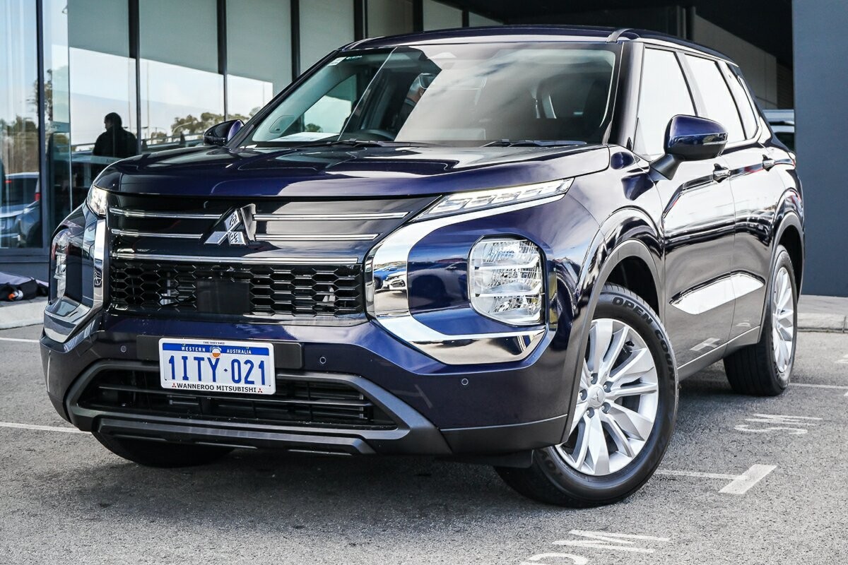 Mitsubishi Outlander image 1