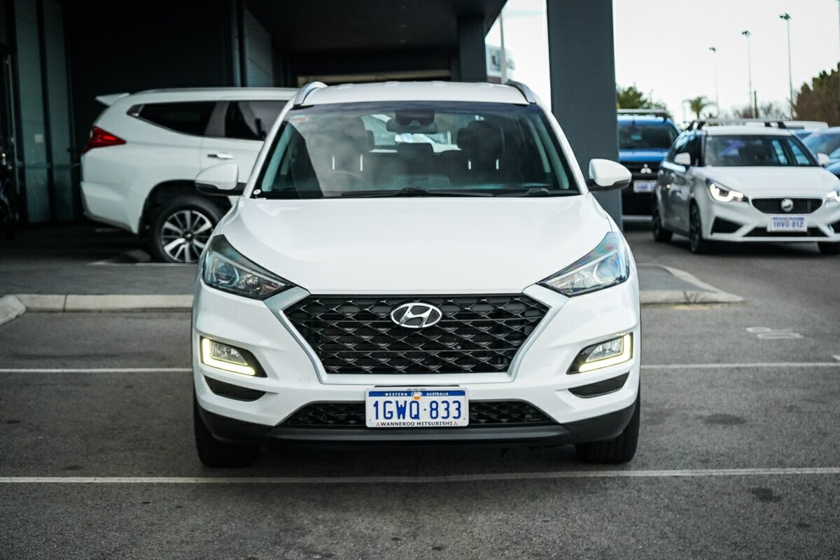 Hyundai Tucson image 2