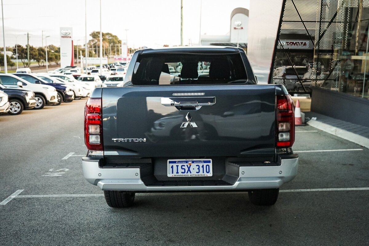 Mitsubishi Triton image 4