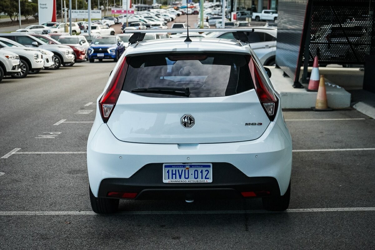 MG Mg3 image 4