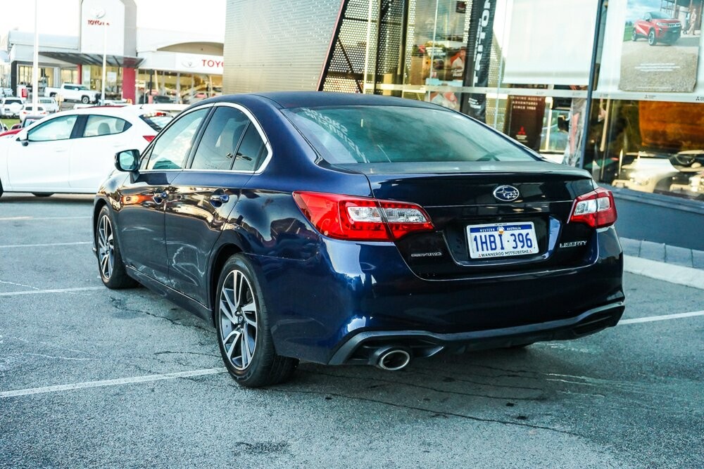 Subaru Liberty image 3