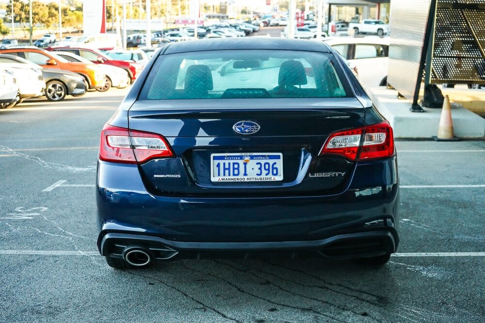 Subaru Liberty image 4