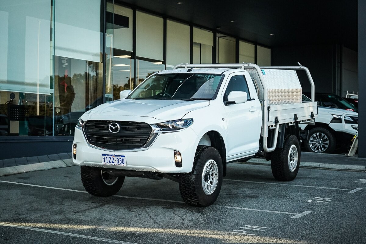 Mazda Bt-50 image 1