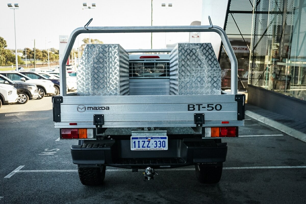 Mazda Bt-50 image 4