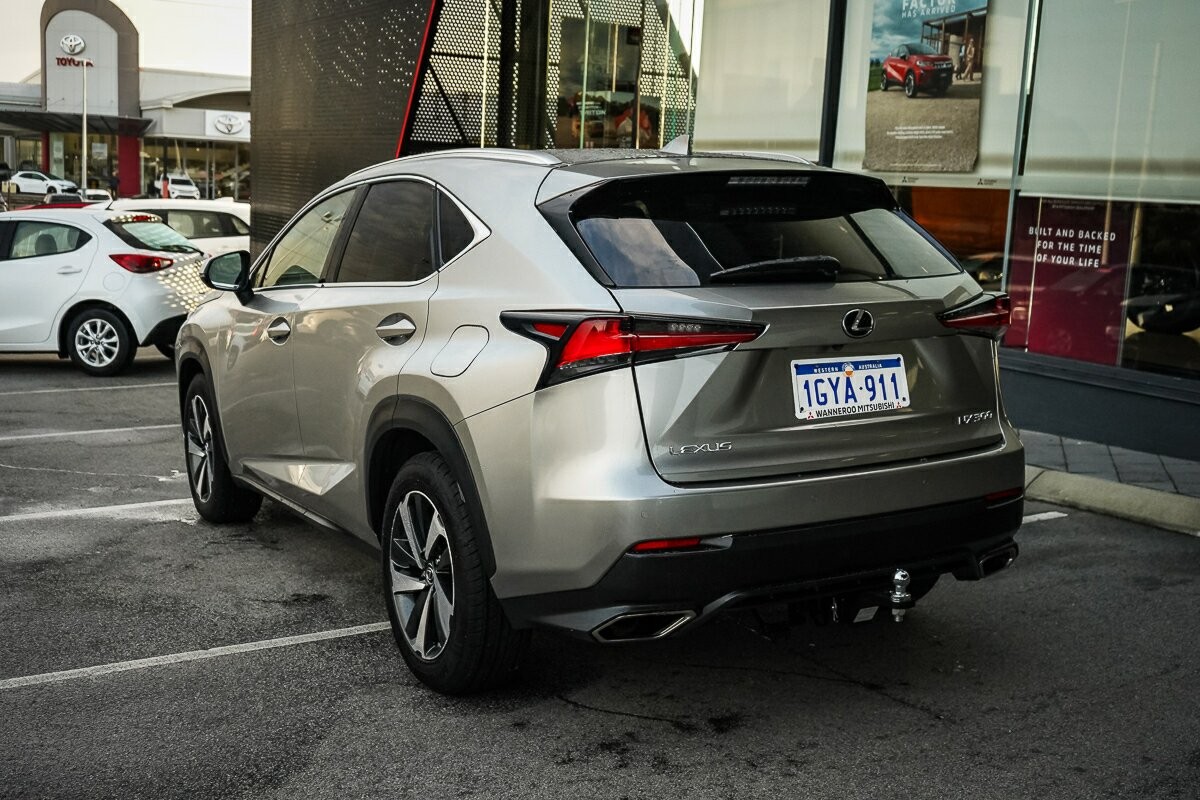 Lexus Nx image 3