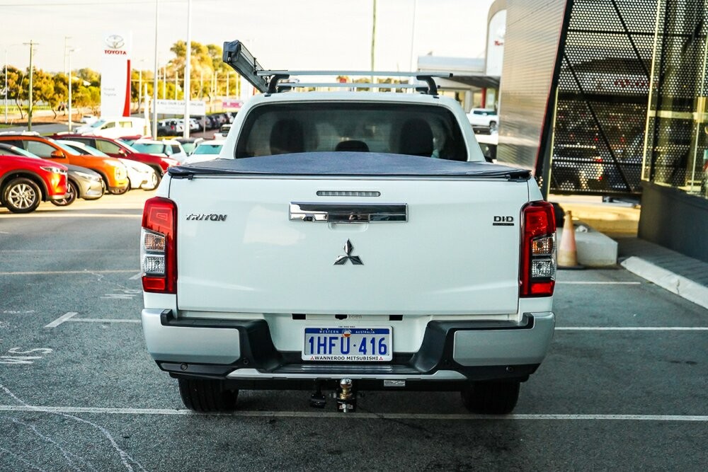 Mitsubishi Triton image 4