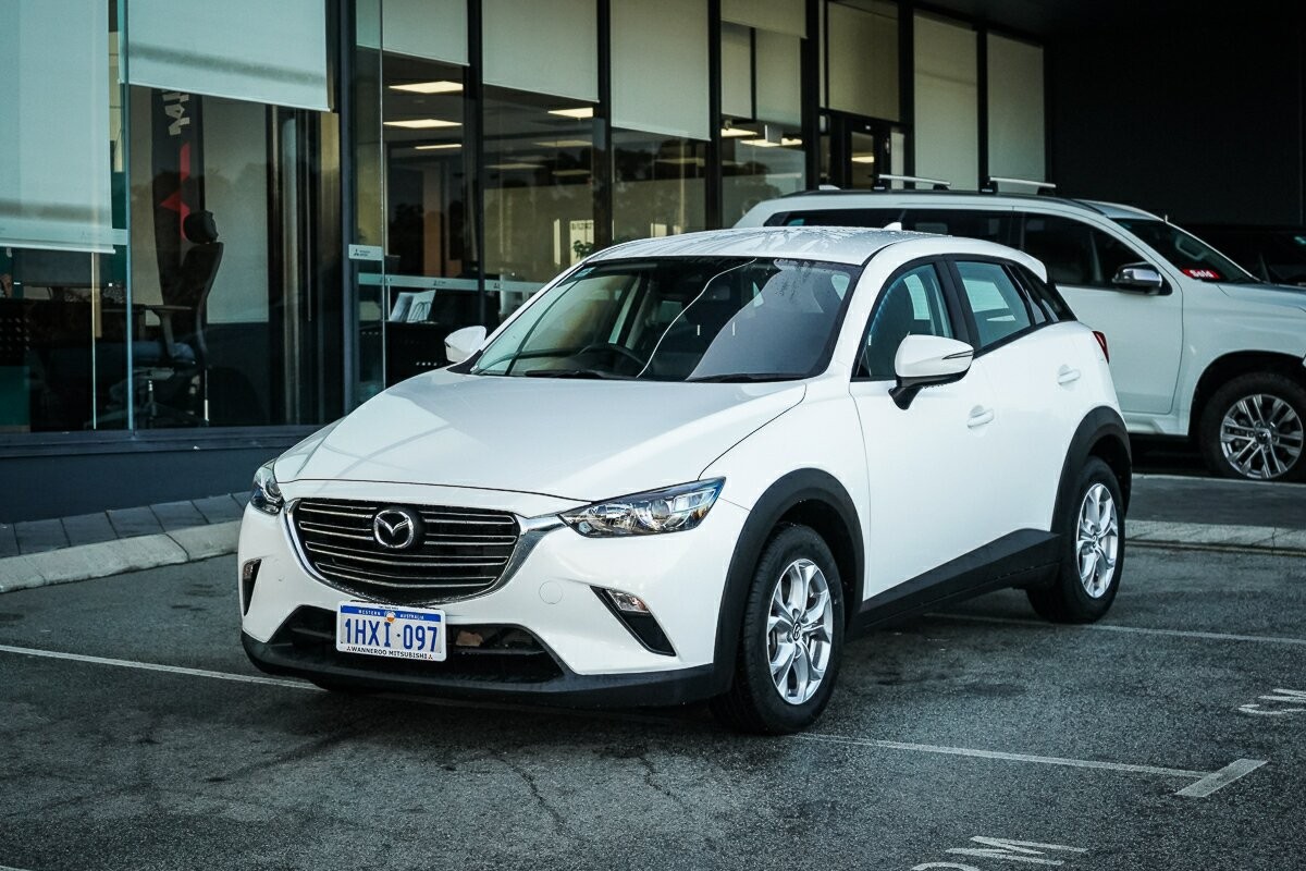 Mazda Cx-3 image 1
