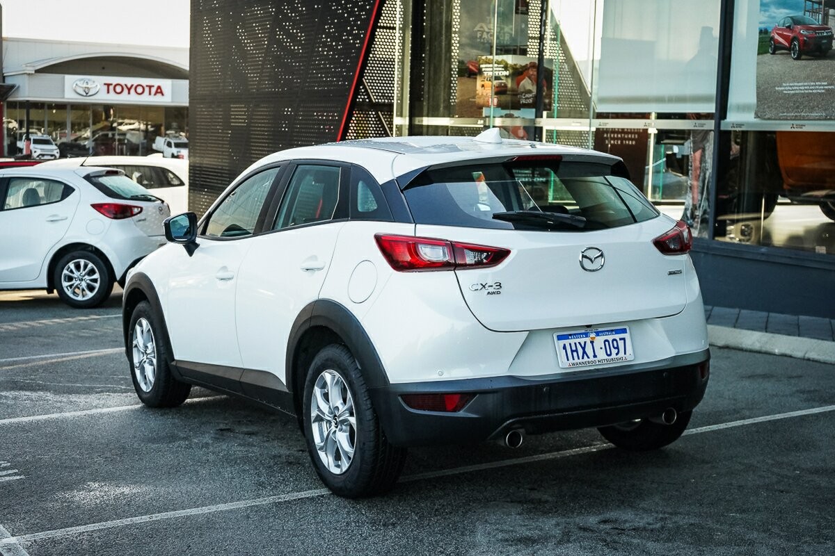 Mazda Cx-3 image 3