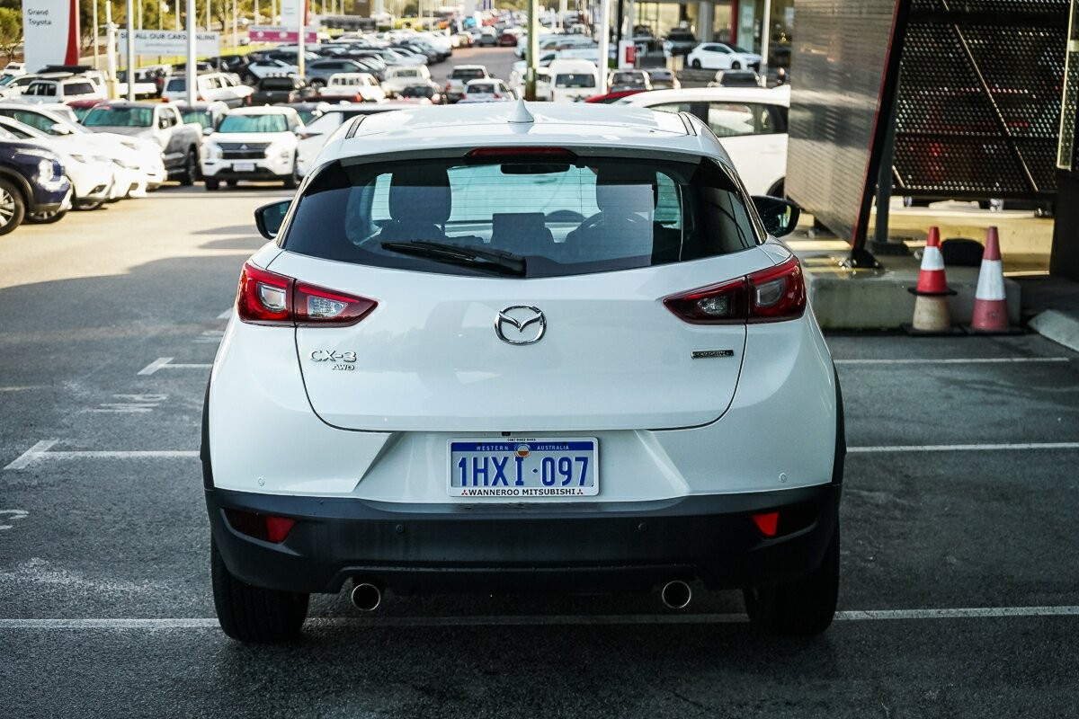 Mazda Cx-3 image 4