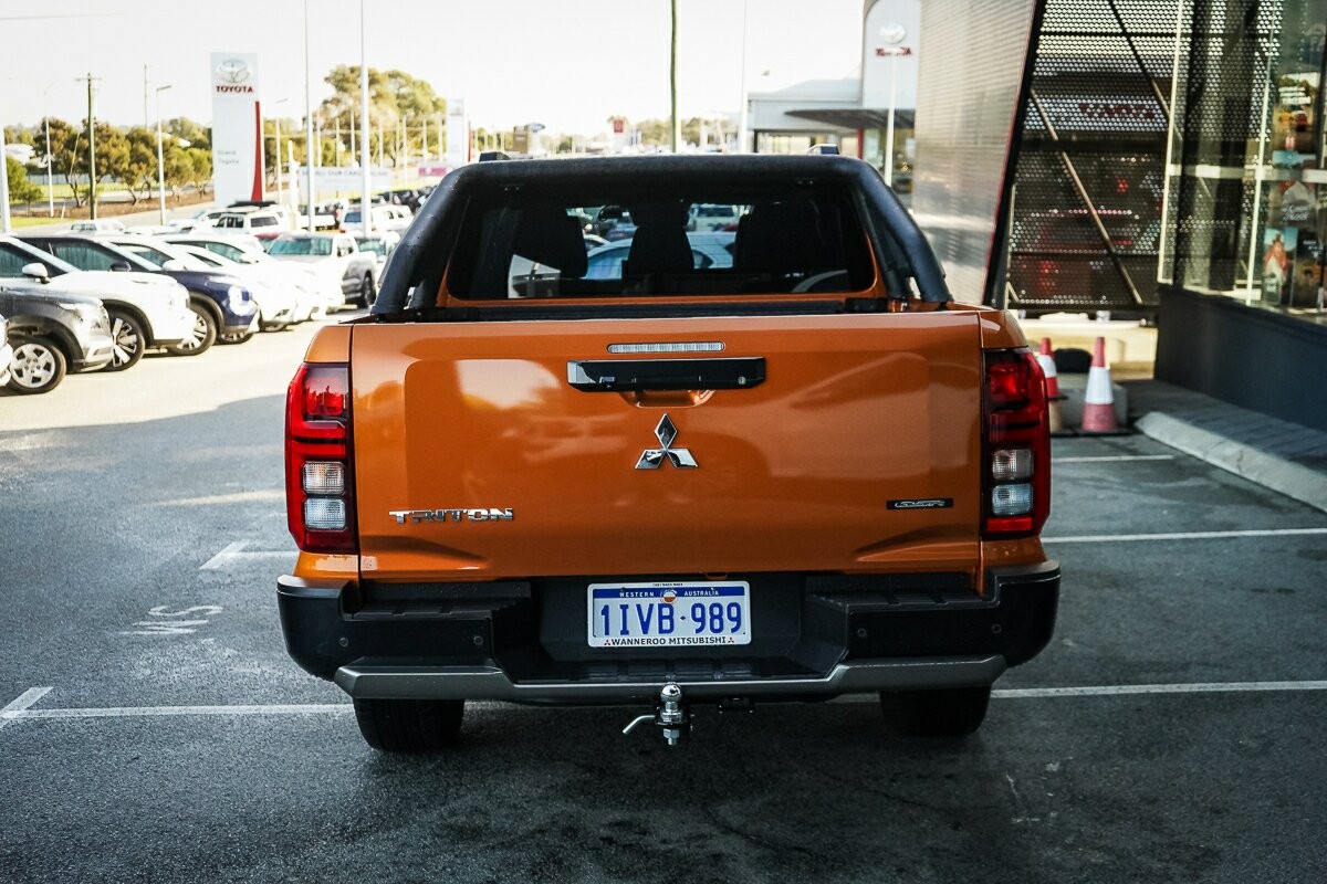 Mitsubishi Triton image 4
