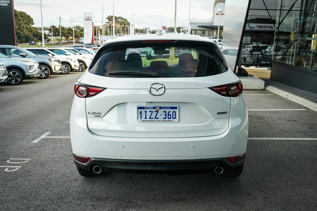 Mazda Cx-5 image 4