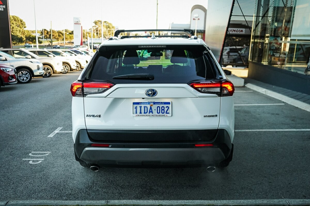 Toyota Rav4 image 4