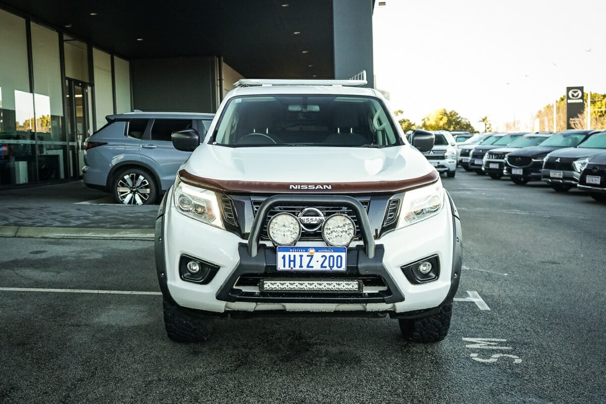 Nissan Navara image 2