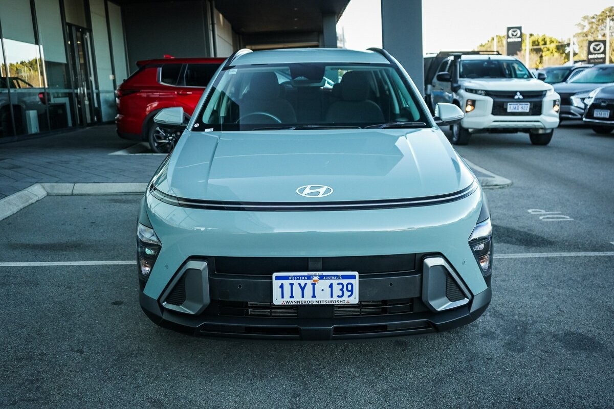 Hyundai Kona image 2