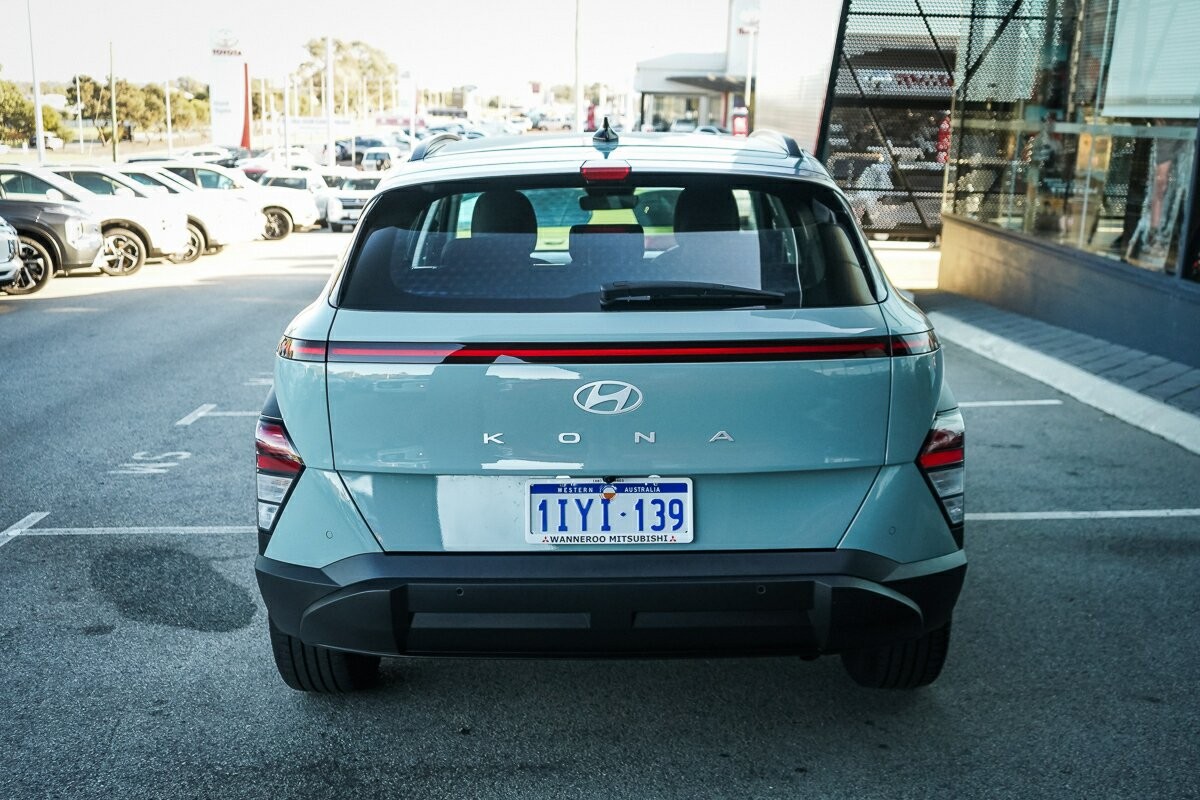 Hyundai Kona image 4