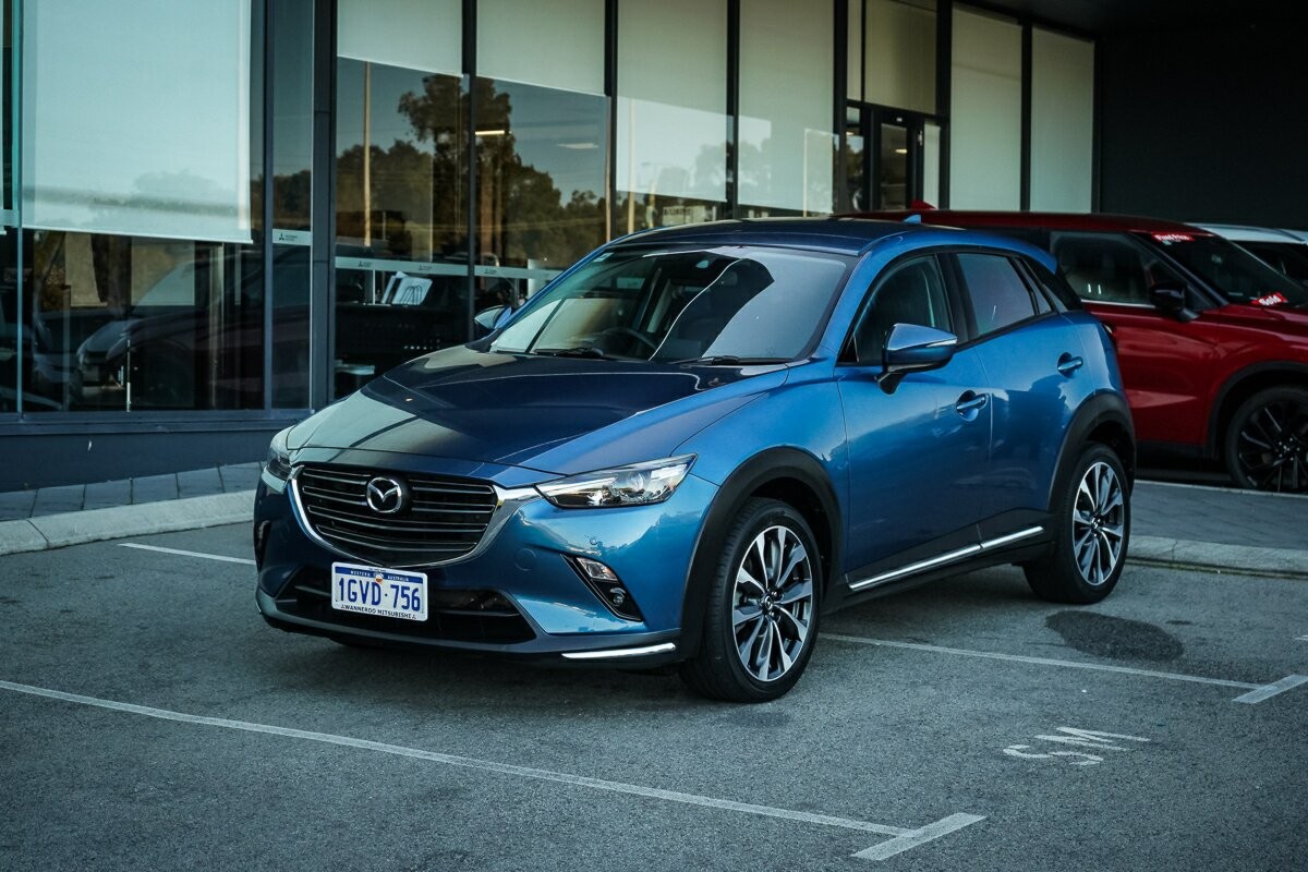 Mazda Cx-3 image 1