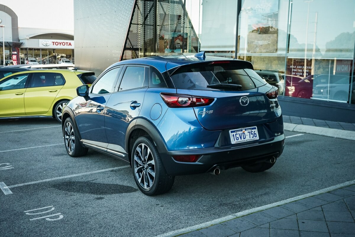Mazda Cx-3 image 3