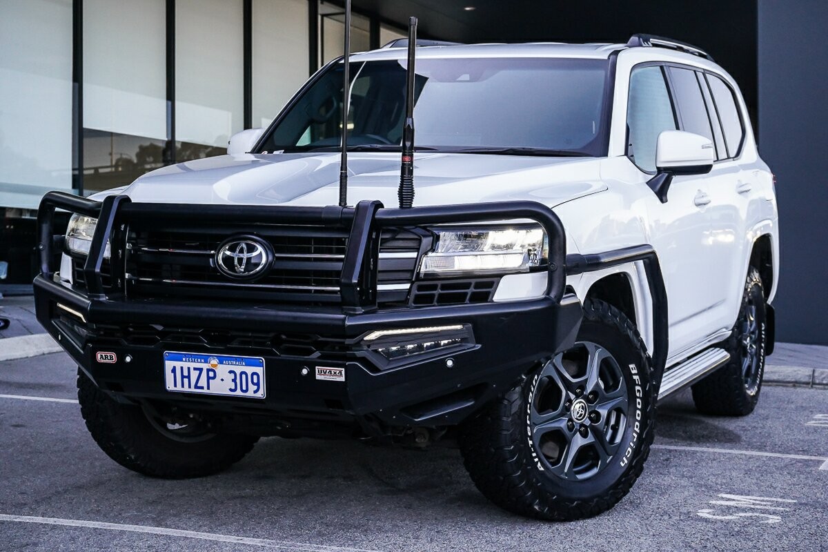 Toyota Landcruiser image 1