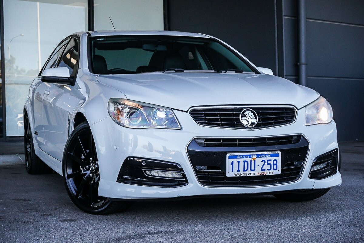 Holden Commodore image 1