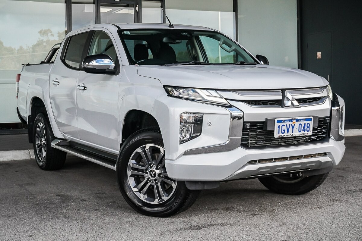 Mitsubishi Triton image 1