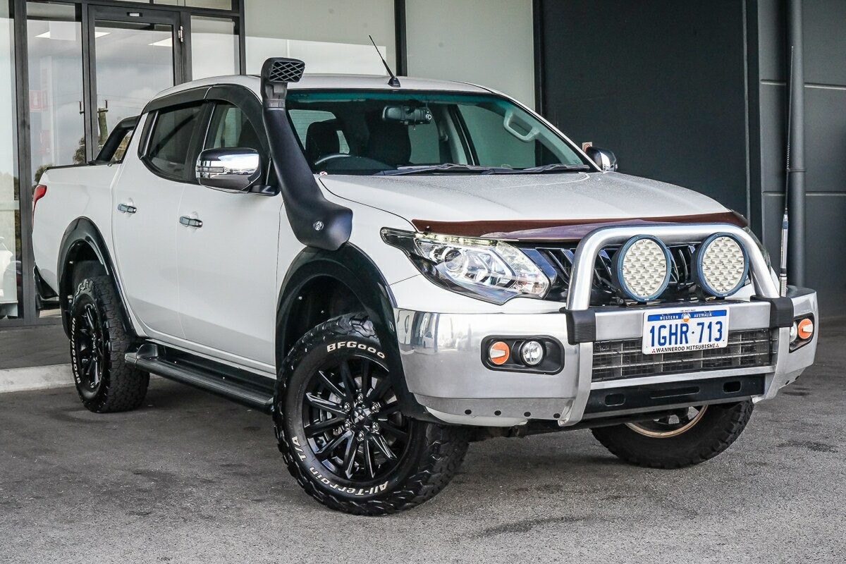 Mitsubishi Triton image 1