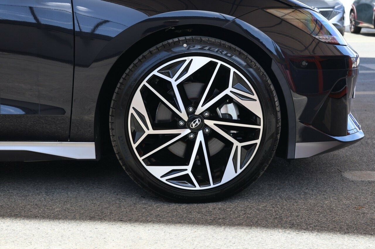 Hyundai Ioniq 6 image 3