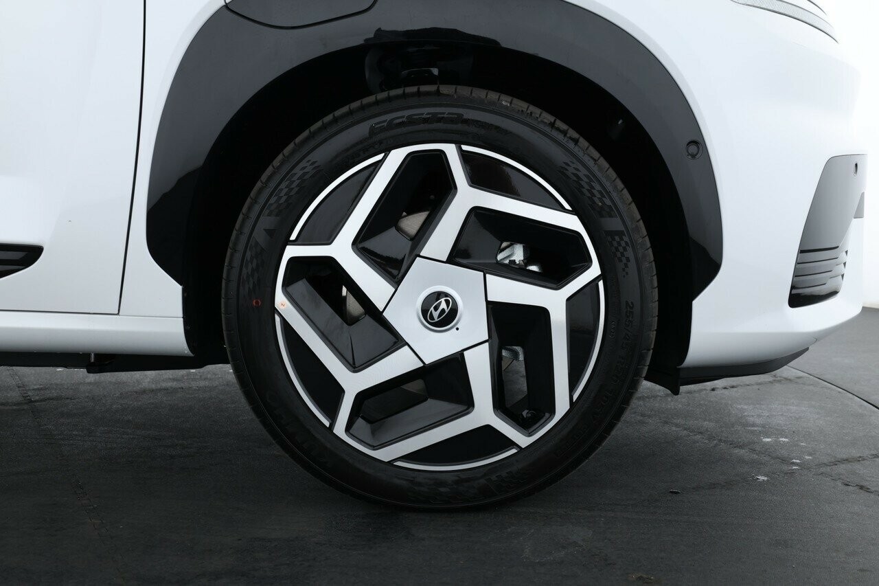 Hyundai Elexio image 3