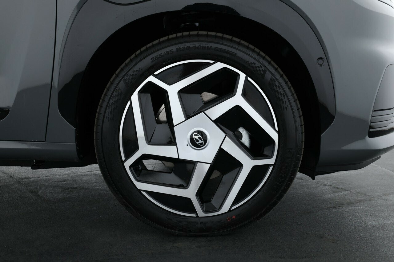 Hyundai Elexio image 3