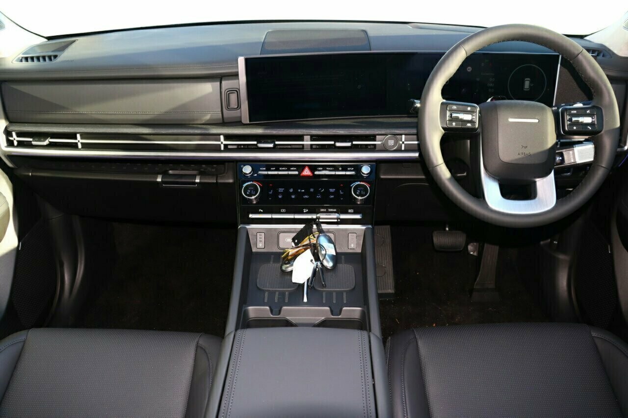 Hyundai Santa Fe image 4