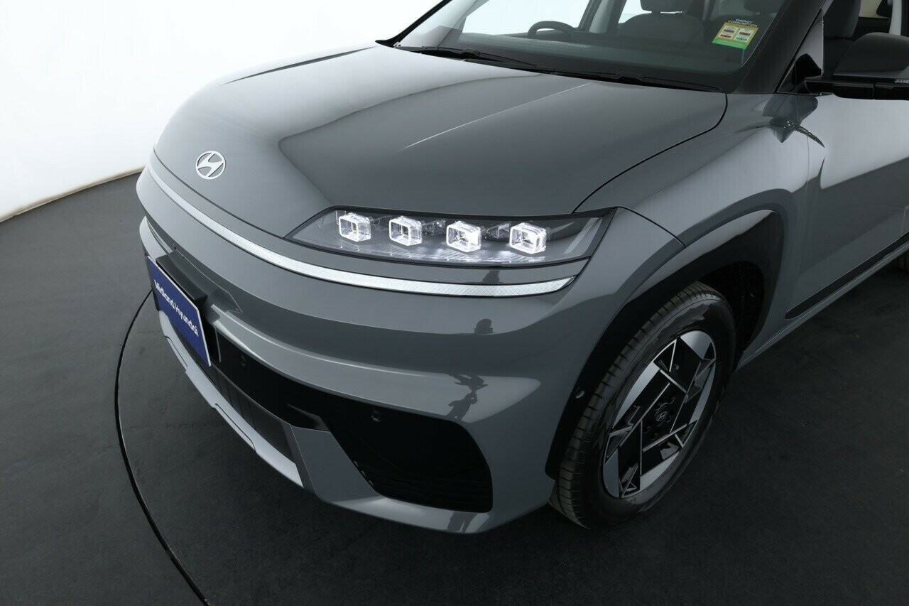 Hyundai Elexio image 2