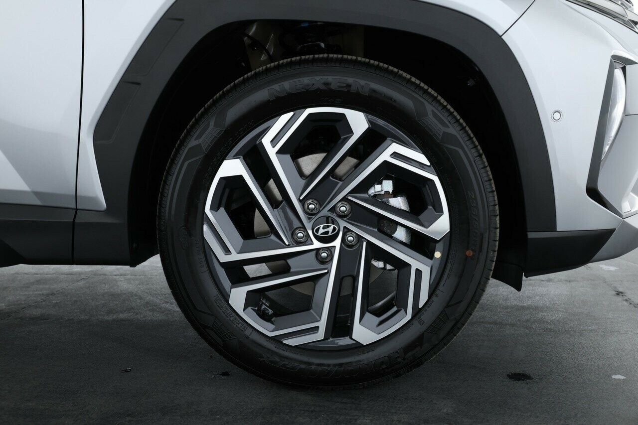 Hyundai Tucson image 4