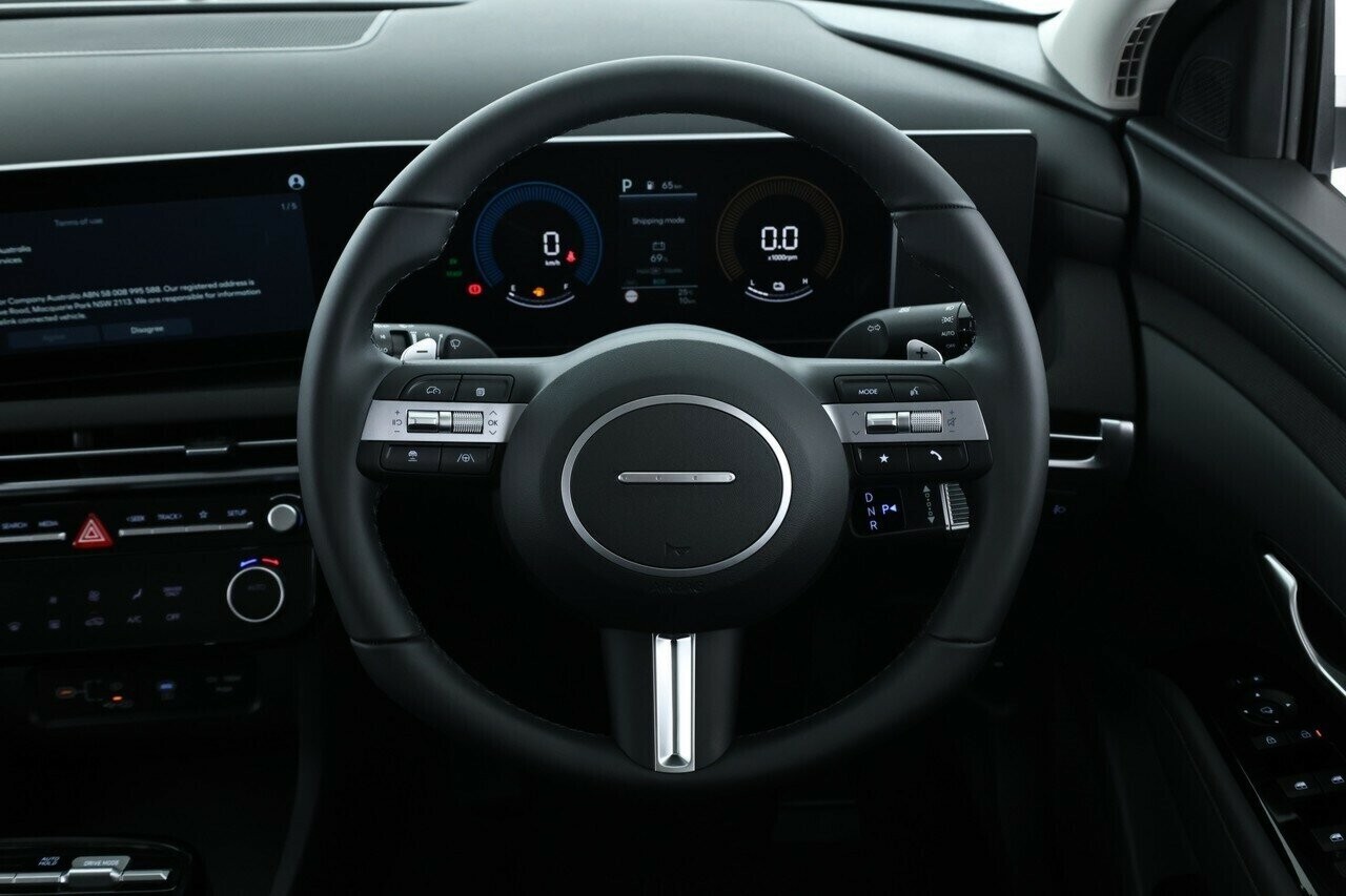 Hyundai Tucson image 3