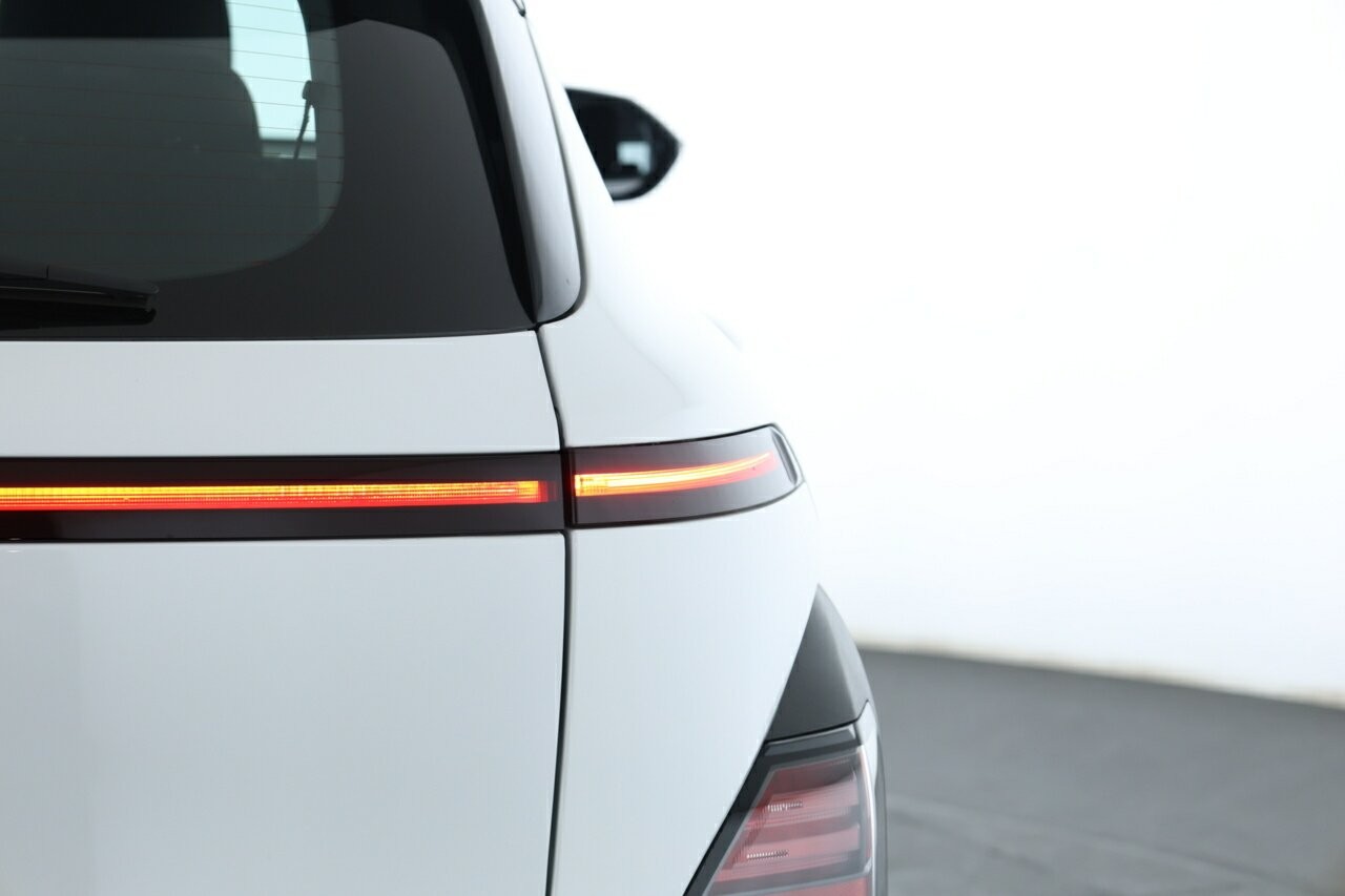 Hyundai Kona image 2