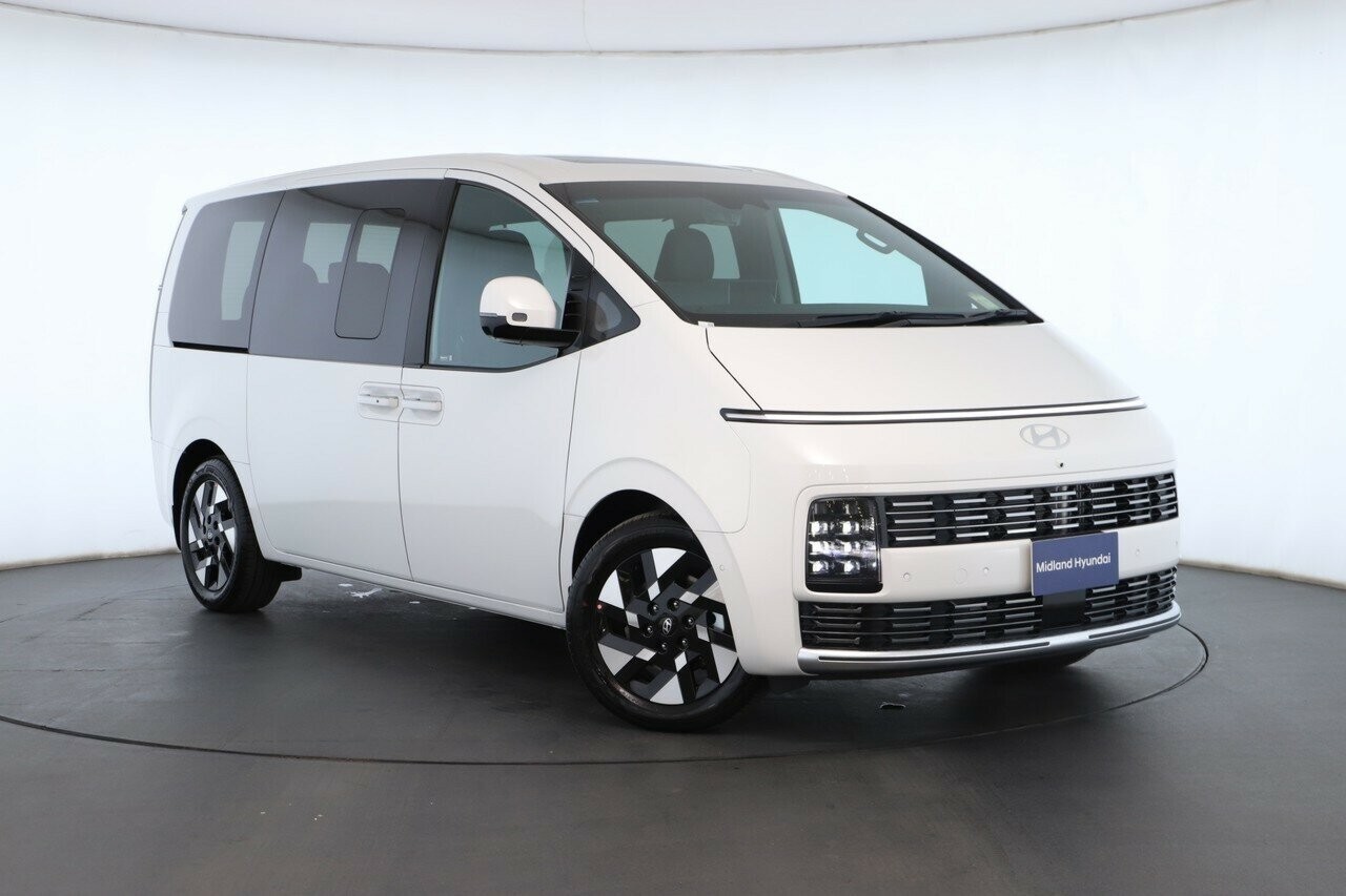 Hyundai Staria image 1