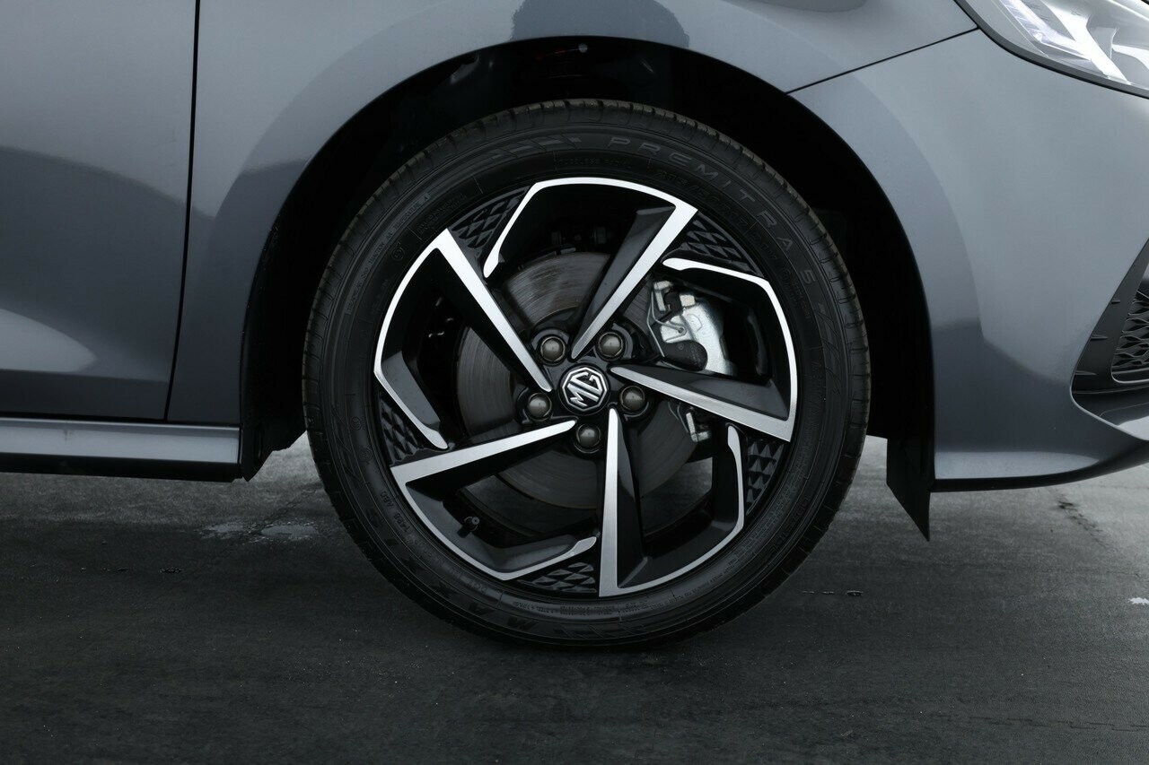 MG Mg5 image 4