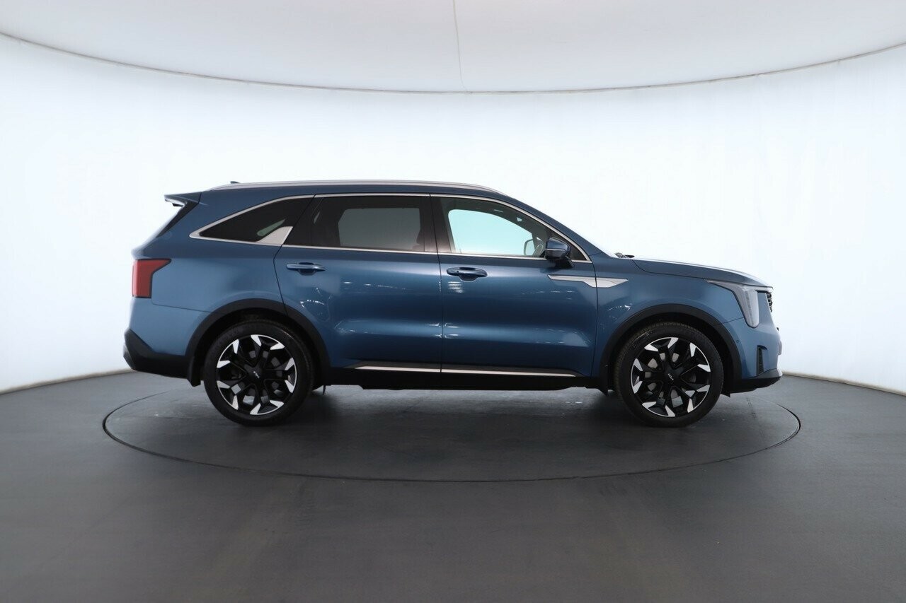 Kia Sorento image 3