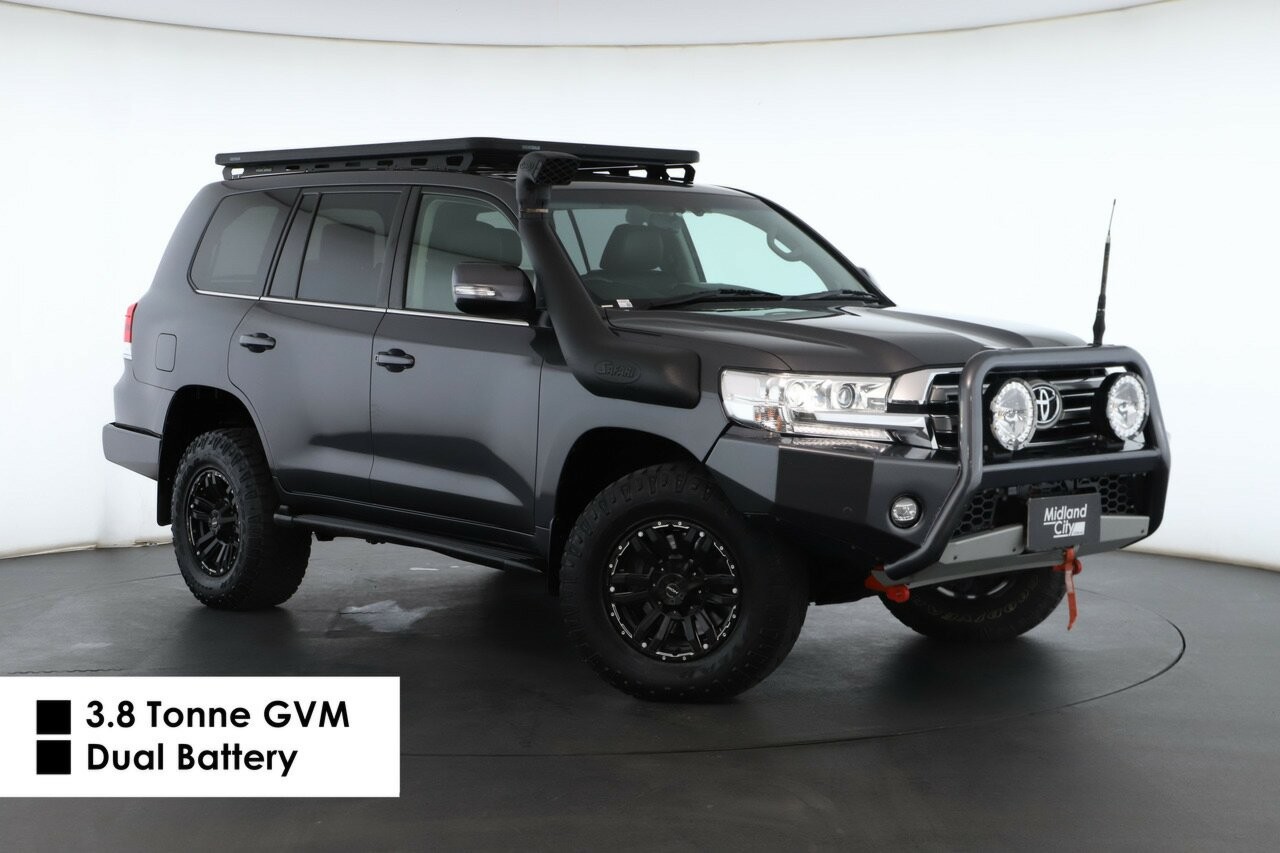 Toyota Landcruiser image 1