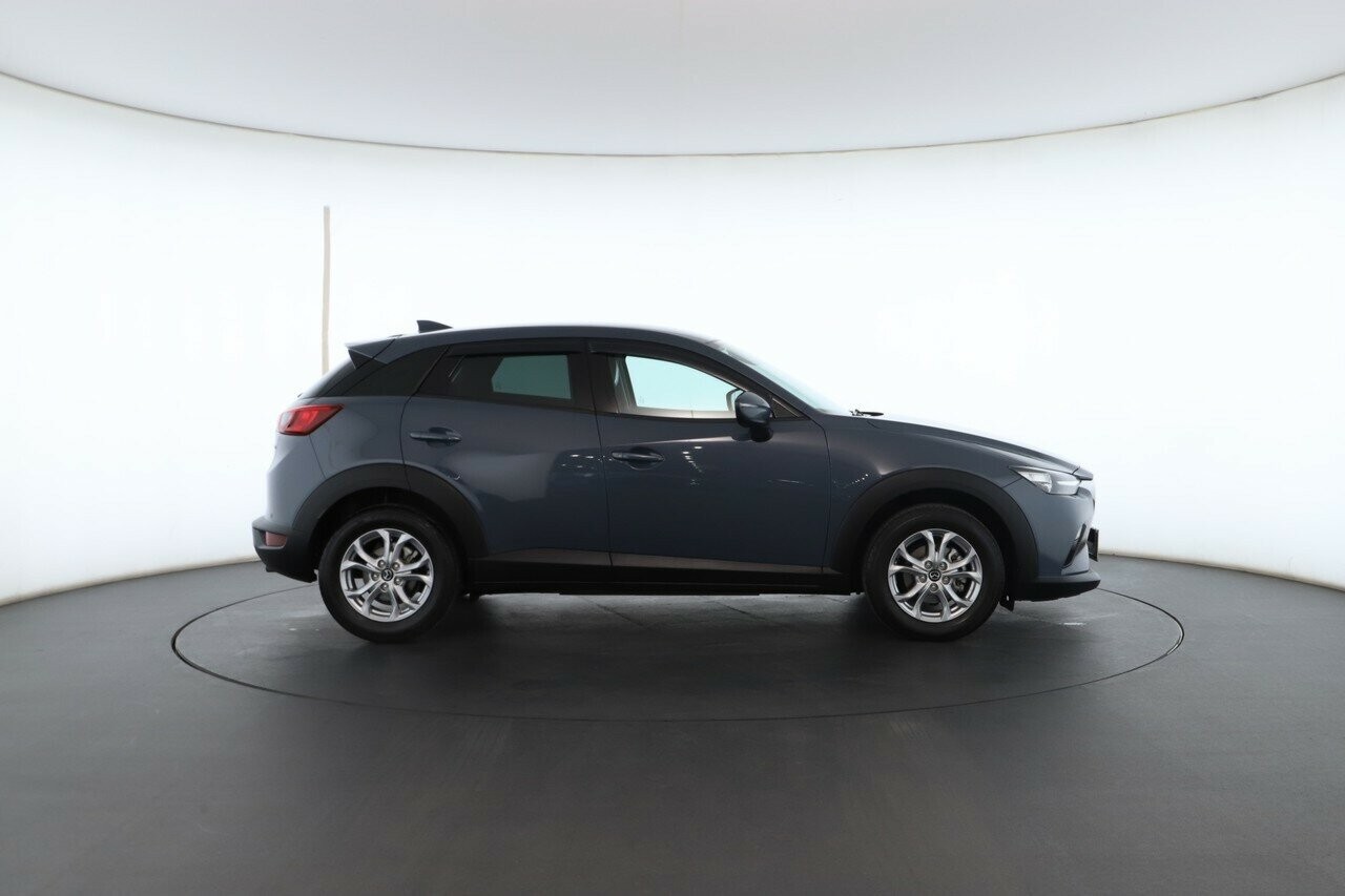 Mazda Cx-3 image 2