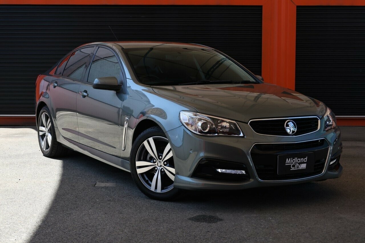 Holden Commodore image 1