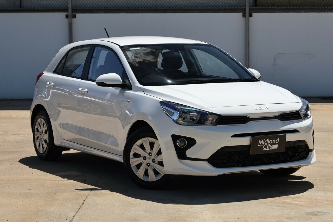 Kia Rio image 1