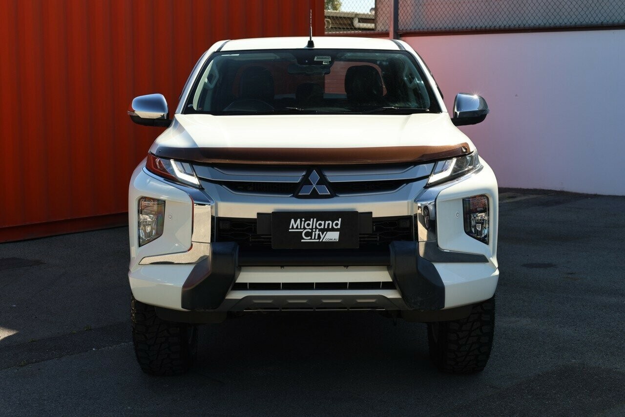 Mitsubishi Triton image 4