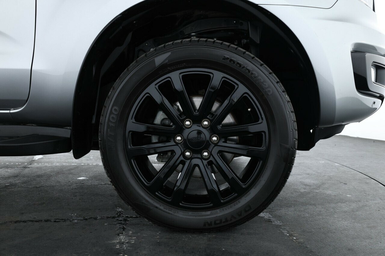 Ford Everest image 2