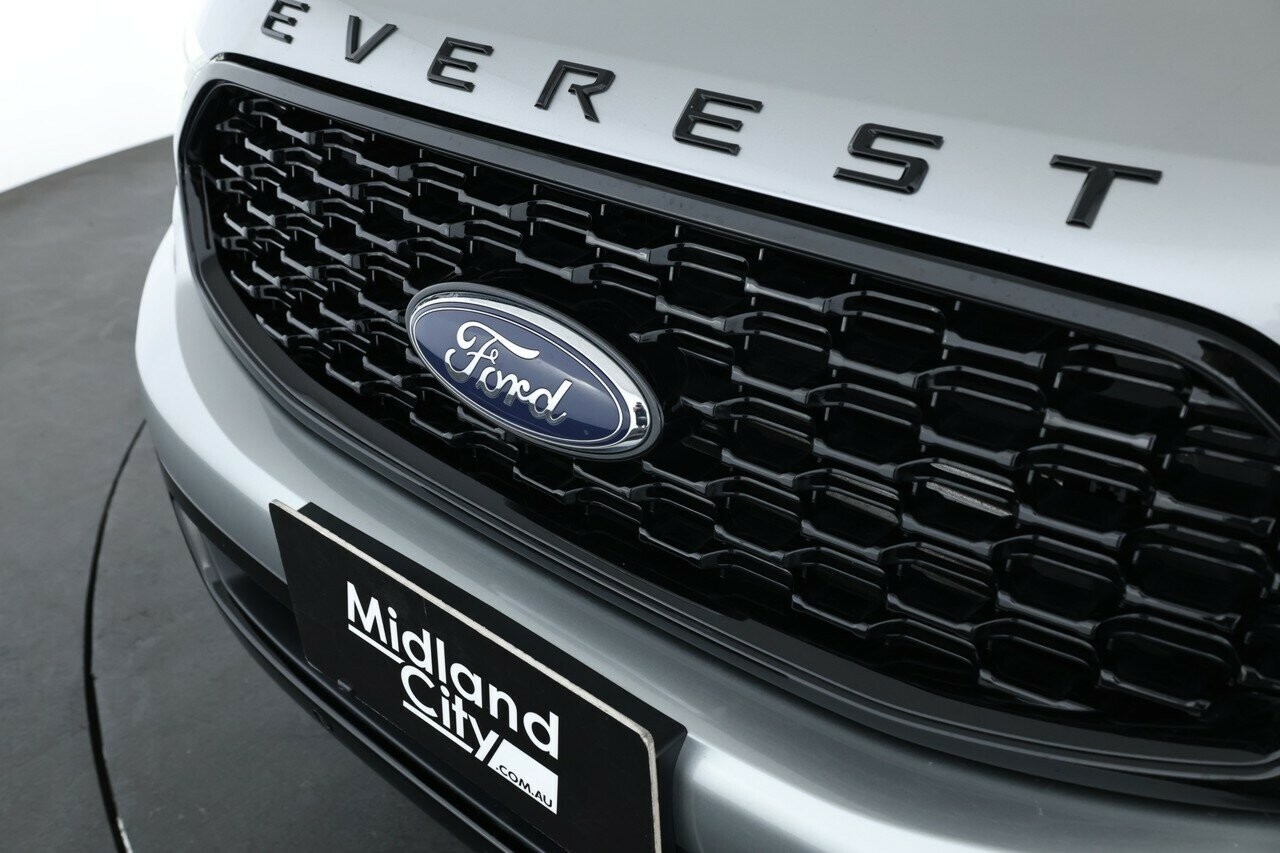 Ford Everest image 3