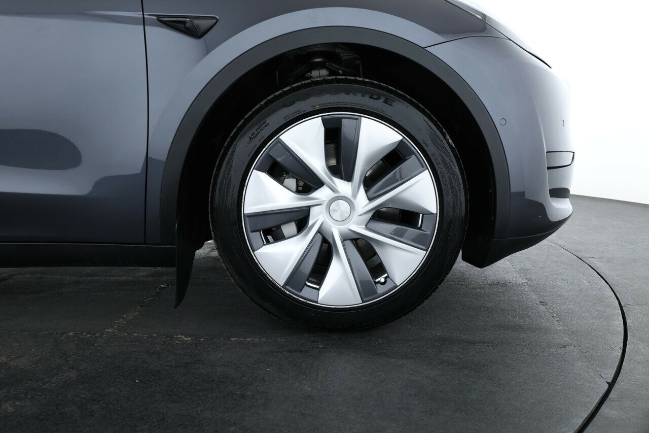 Tesla Model Y image 3